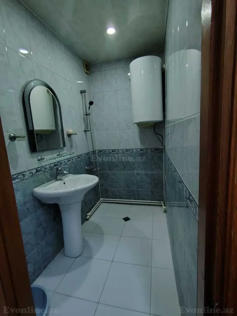 Kirayə verilir 2 otaqlı Mənzil Köhnə tikili 60 m² Həzi Aslanov m. - şəkil 11