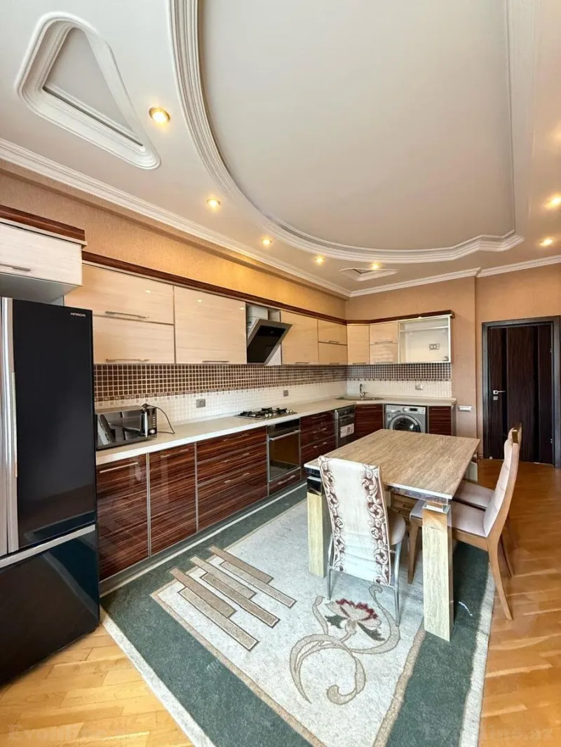 Satılır 3 otaqlı Mənzil Yeni tikili 143 m² Gənclik m. - şəkil 2
