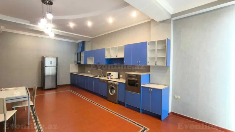 Kirayə verilir 3 otaqlı Mənzil Yeni tikili 171 m² 28 May m. - şəkil 9