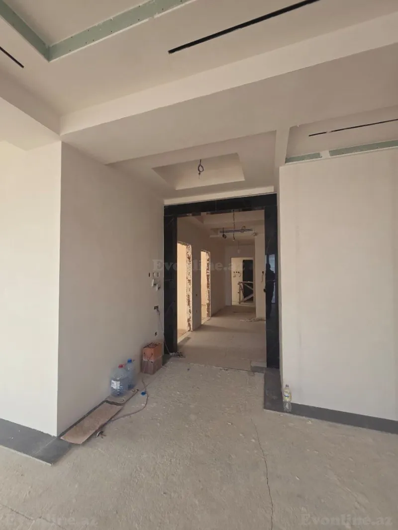 Satılır 4 otaqlı Mənzil Yeni tikili 194 m² Xətai r. - şəkil 5