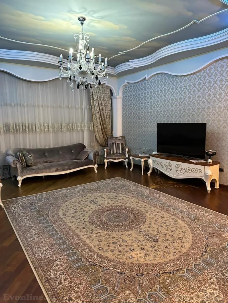 Satılır 5 otaqlı Mənzil Yeni tikili 250 m² 28 May m. - şəkil 2