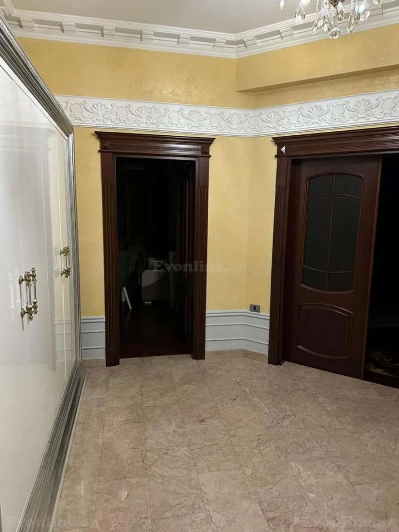 Satılır 5 otaqlı Mənzil Yeni tikili 250 m² 28 May m. - şəkil 15