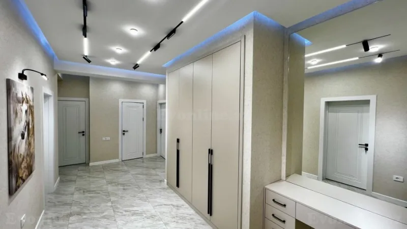 3 otaqlı Mənzil 140 m² Neftçilər m. Satılır