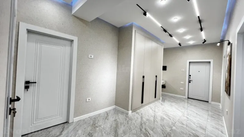 Satılır 3 otaqlı Mənzil Yeni tikili 140 m² Neftçilər m. - şəkil 4