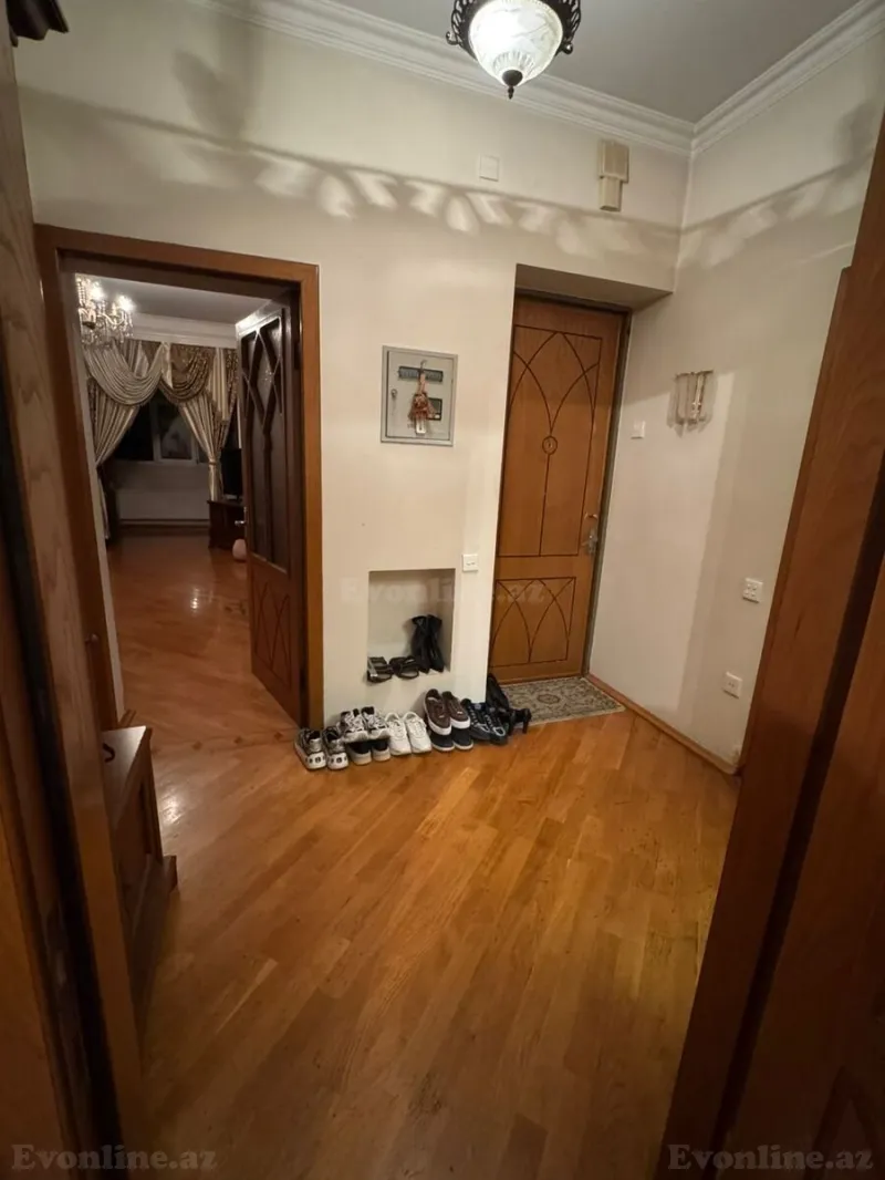 Satılır 3 otaqlı Mənzil Köhnə tikili 60 m² Elmlər Akademiyası m. - şəkil 7