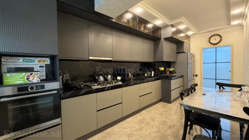 Satılır 4 otaqlı Mənzil Yeni tikili 140 m² Həzi Aslanov m. - şəkil 14