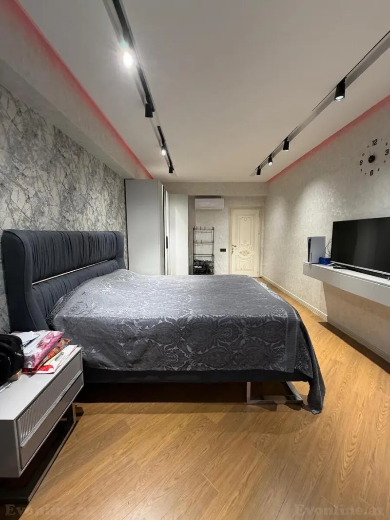 Satılır 4 otaqlı Mənzil Yeni tikili 140 m² Həzi Aslanov m. - şəkil 19