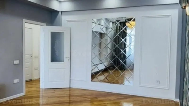 3 otaqlı Mənzil 115 m² 9-cu mikrorayon Satılır
