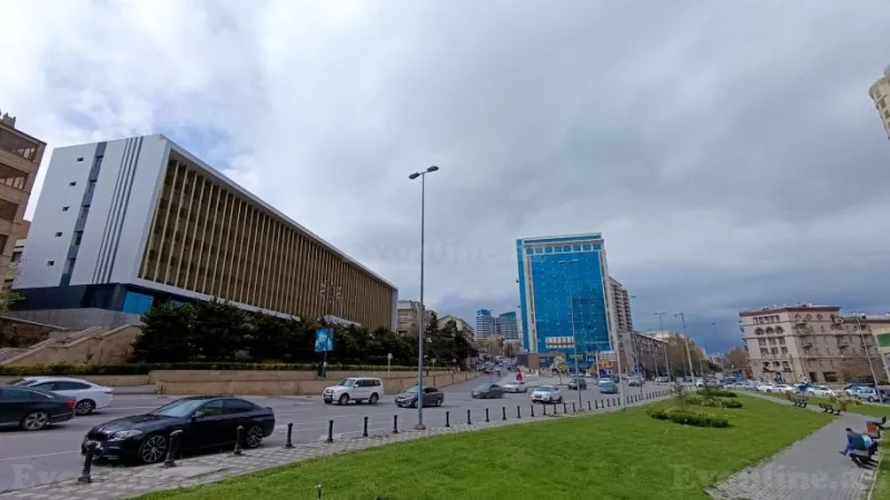 Satılır 1 otaqlı Mənzil Köhnə tikili 32 m² Nizami m.