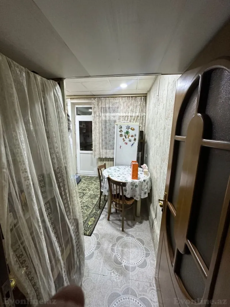 Satılır 2 otaqlı Mənzil Köhnə tikili 65 m² Əhmədli m. - şəkil 9