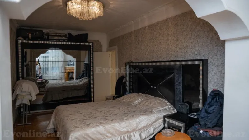 Satılır 5 otaqlı Mənzil Köhnə tikili 125 m² 8-ci mikrorayon - şəkil 7