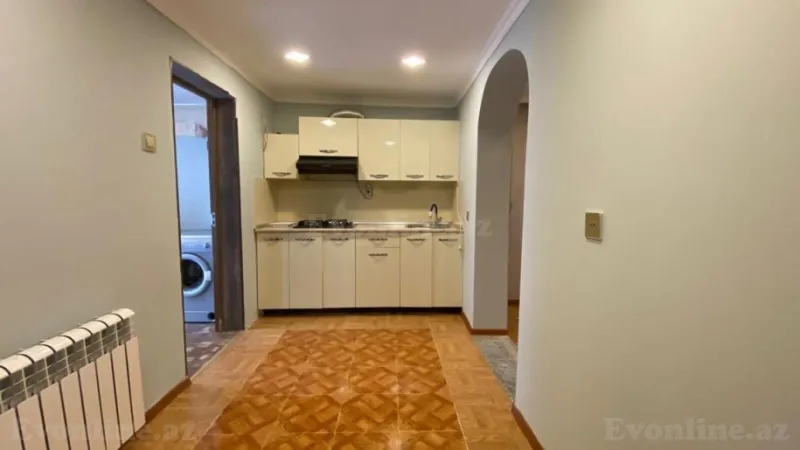 Kirayə verilir 2 otaqlı Mənzil Köhnə tikili 70 m² Yasamal - şəkil 2
