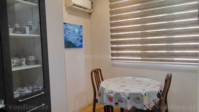 Satılır 3 otaqlı Mənzil Köhnə tikili 110 m² İnşaatçılar m. - şəkil 8