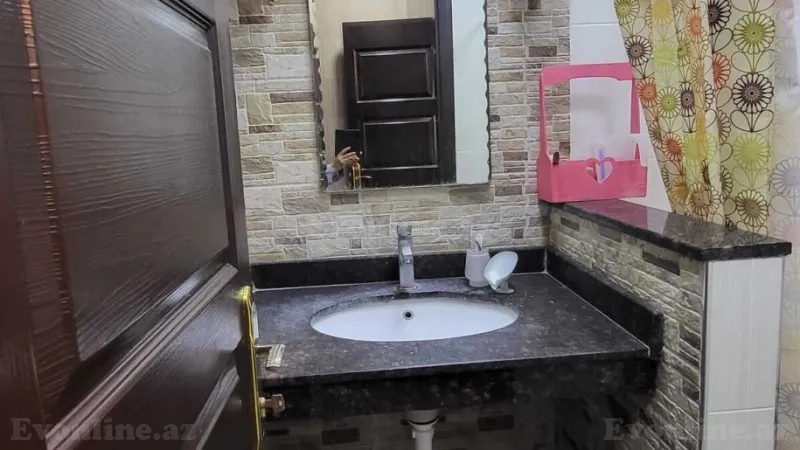 Satılır 3 otaqlı Mənzil Köhnə tikili 110 m² İnşaatçılar m. - şəkil 10