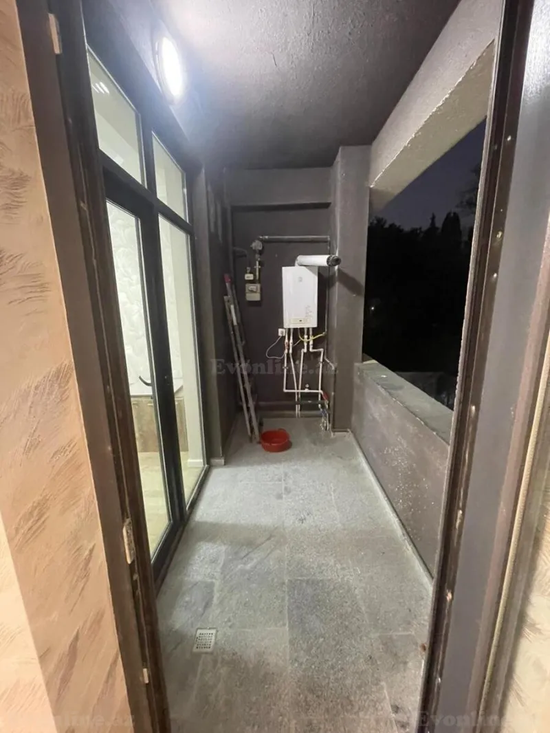 Satılır 2 otaqlı Mənzil Yeni tikili 70 m² Qara Qarayev m. - şəkil 5