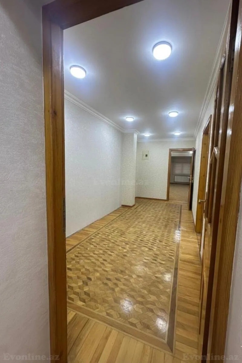Kirayə verilir Ofis 110 m² Gənclik m. - şəkil 6