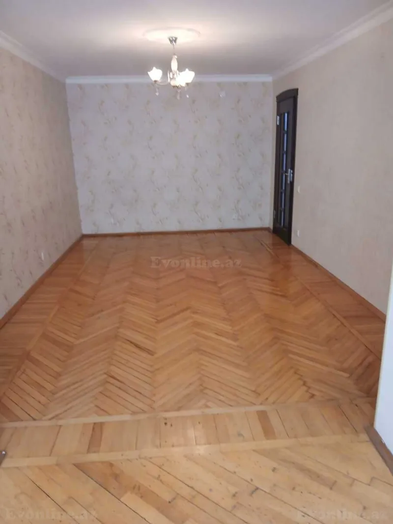 Kirayə verilir 3 otaqlı Mənzil Köhnə tikili 70 m² Nərimanov r. - şəkil 2