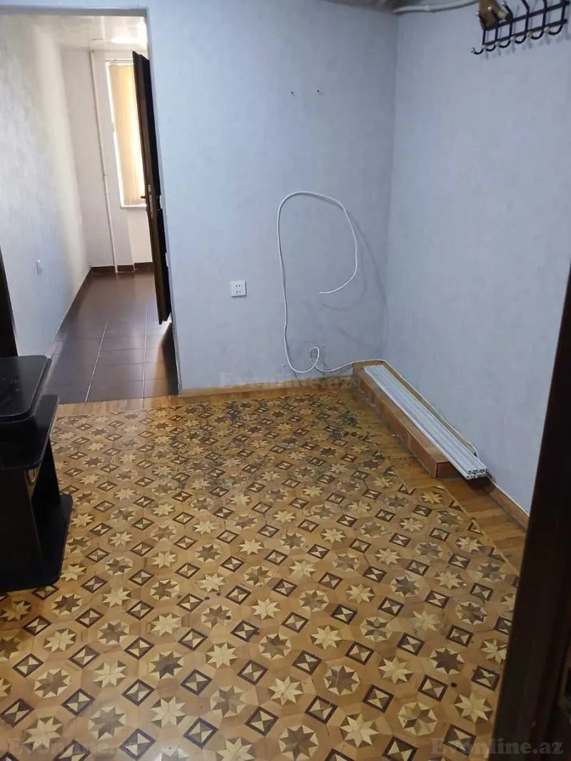 Kirayə verilir 3 otaqlı Mənzil Köhnə tikili 70 m² Nərimanov r. - şəkil 5