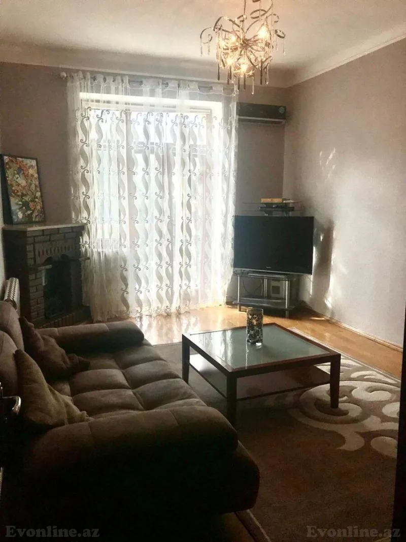 Kirayə verilir 2 otaqlı Mənzil Köhnə tikili 60 m² İçərişəhər m. - şəkil 2