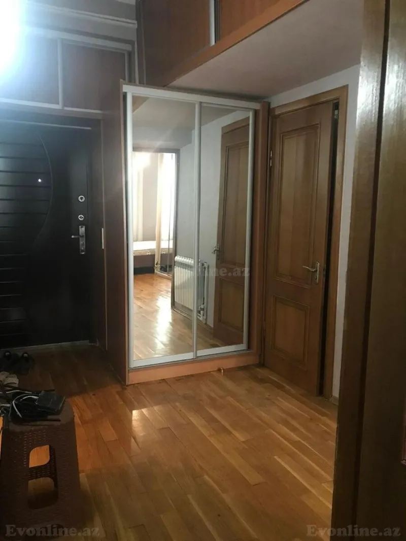 Kirayə verilir 2 otaqlı Mənzil Köhnə tikili 60 m² İçərişəhər m. - şəkil 3