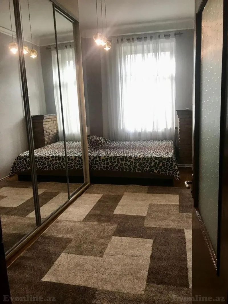 Kirayə verilir 2 otaqlı Mənzil Köhnə tikili 60 m² İçərişəhər m. - şəkil 8