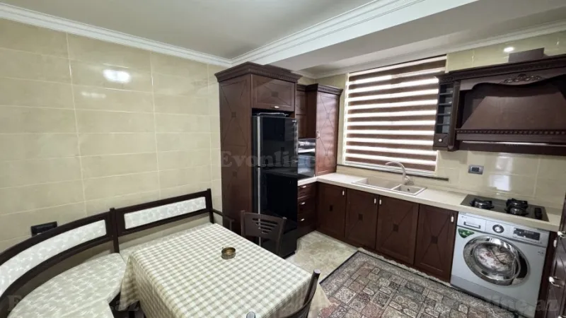 Kirayə verilir 2 otaqlı Mənzil Köhnə tikili 100 m² Bayıl - şəkil 8