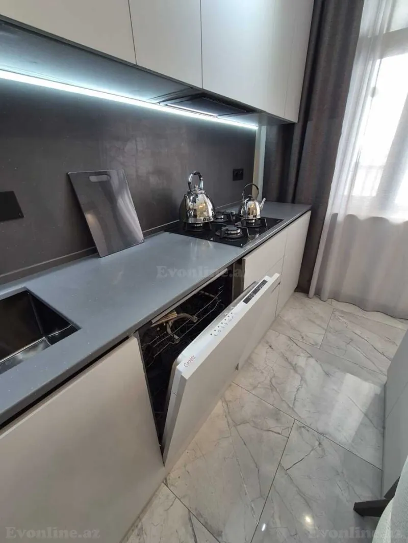 Kirayə verilir 3 otaqlı Mənzil Yeni tikili 105 m² 28 May m. - şəkil 7