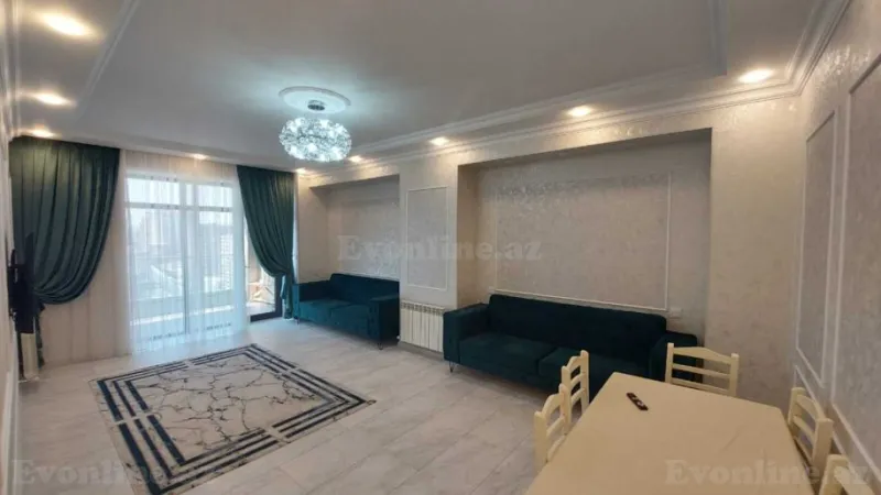3 otaqlı Mənzil 148 m² 8 Noyabr m. Kirayə verilir