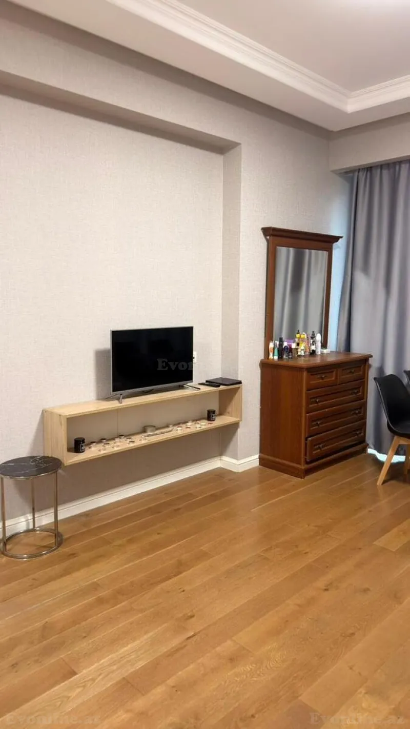 Kirayə verilir 2 otaqlı Mənzil Yeni tikili 65 m² İnşaatçılar m. - şəkil 3