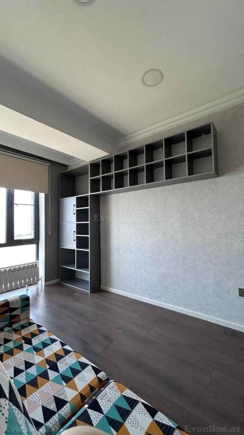 Kirayə verilir 3 otaqlı Mənzil Yeni tikili 80 m² Xətai r. - şəkil 12