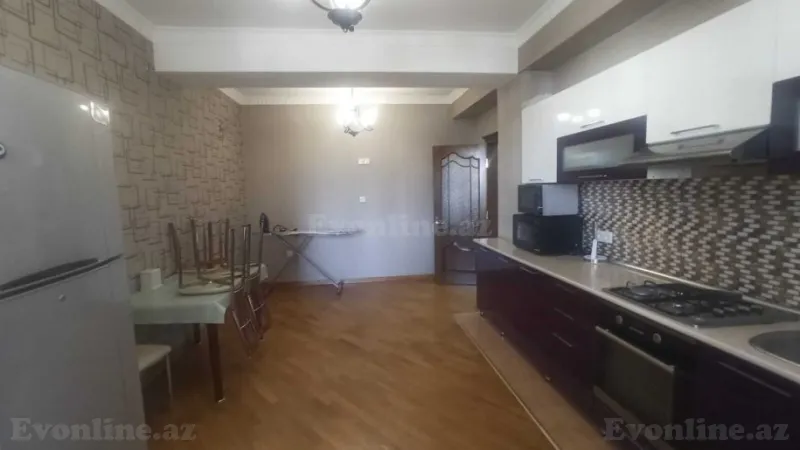 Kirayə verilir 3 otaqlı Mənzil Yeni tikili 145 m² Xətai m. - şəkil 4