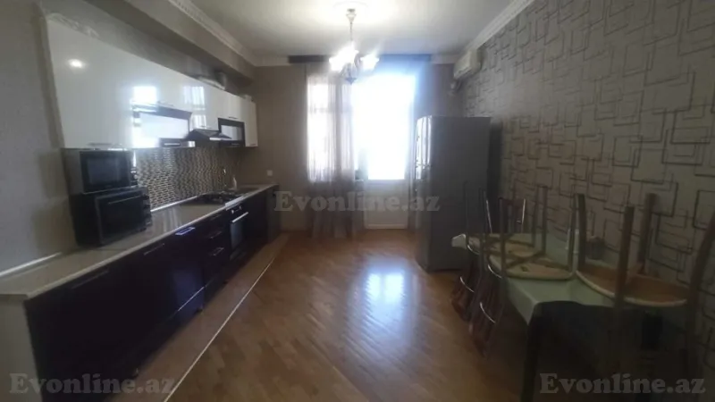 Kirayə verilir 3 otaqlı Mənzil Yeni tikili 145 m² Xətai m. - şəkil 8