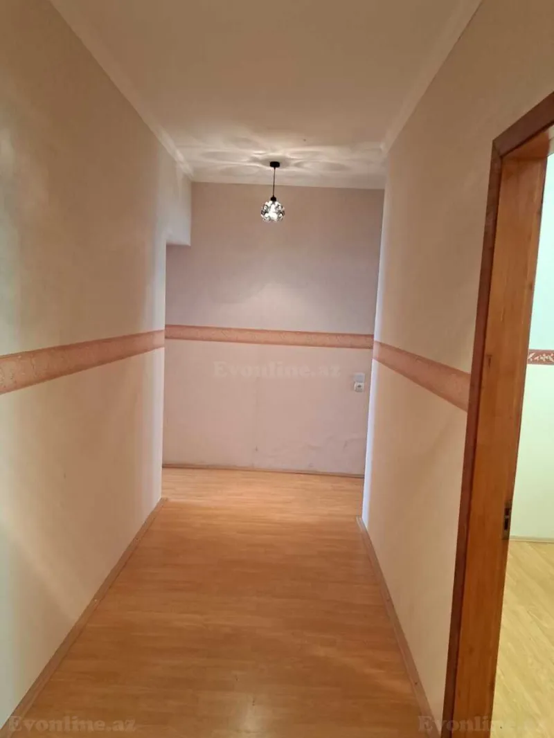 Kirayə verilir 2 otaqlı Mənzil Köhnə tikili 55 m² 8 Noyabr m. - şəkil 2