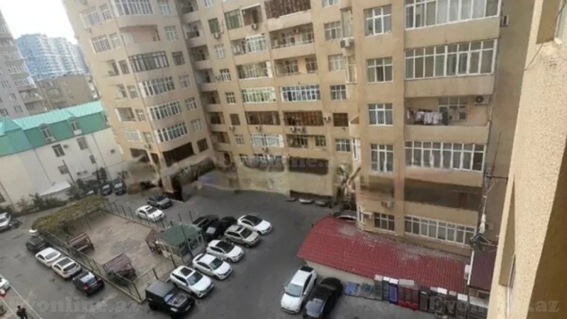 Satılır 3 otaqlı Mənzil Yeni tikili 125 m² Badamdar - şəkil 2