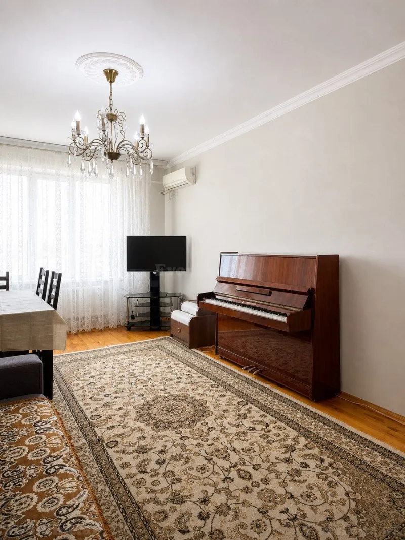 Satılır 2 otaqlı Mənzil Yeni tikili 70 m² Yeni Yasamal - şəkil 2