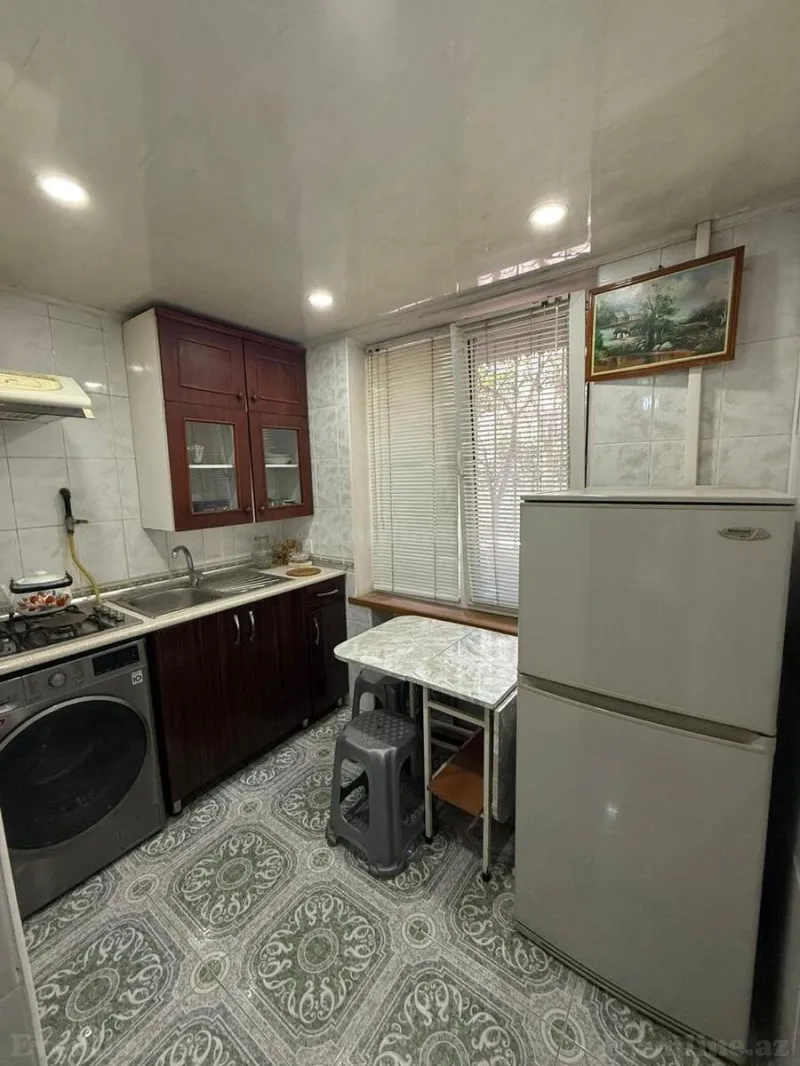 Kirayə verilir 2 otaqlı Mənzil Köhnə tikili 60 m² Elmlər Akademiyası m. - şəkil 10