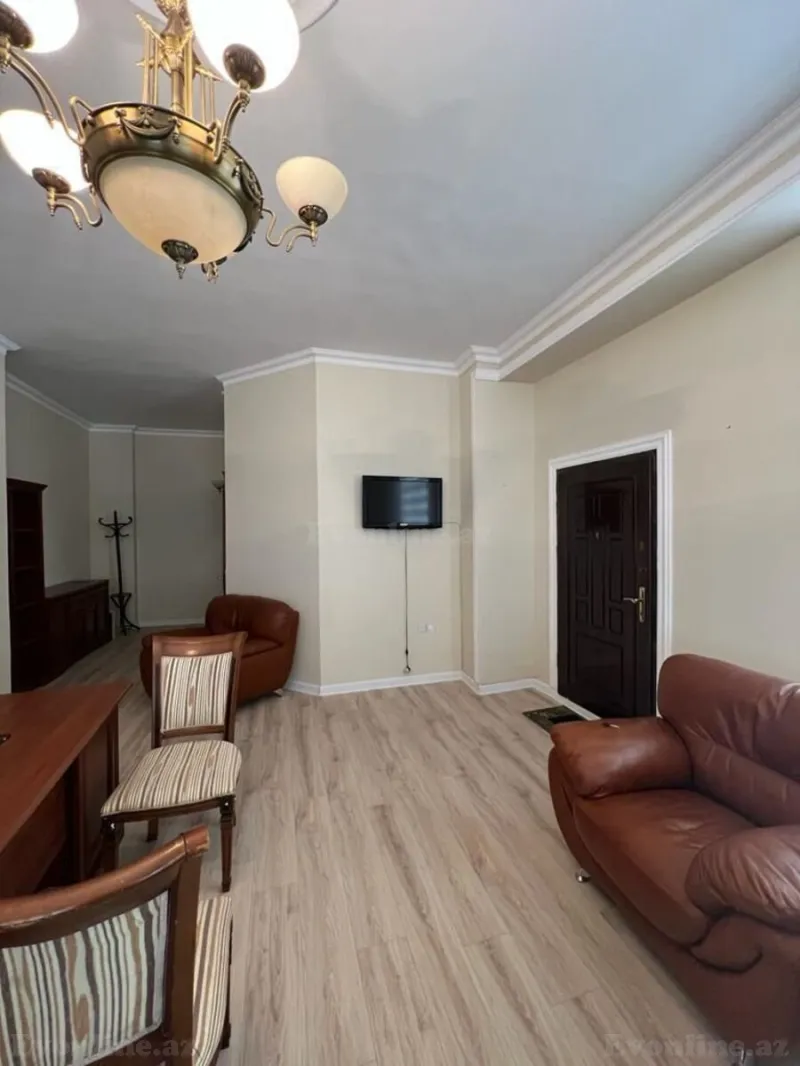 Kirayə verilir Ofis 90 m² Nizami m. - şəkil 9