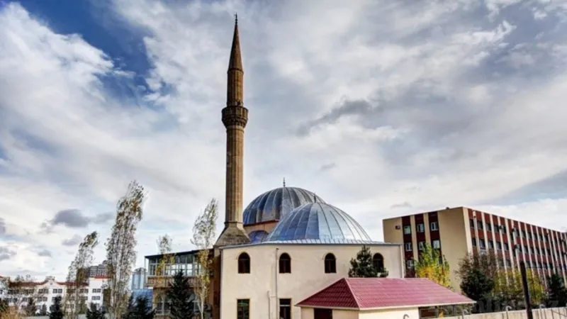 1 otaqlı Mənzil 35 m² Elmlər Akademiyası m. Satılır