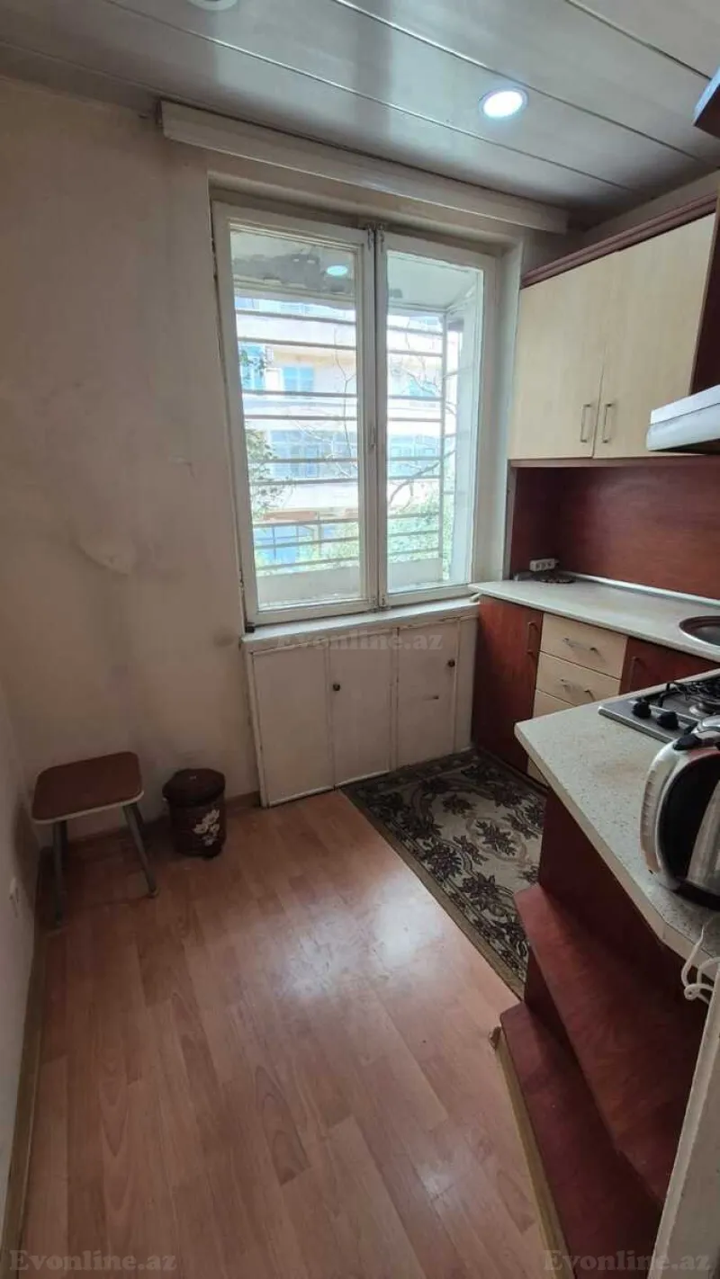 Satılır 1 otaqlı Mənzil Köhnə tikili 35 m² Elmlər Akademiyası m. - şəkil 3