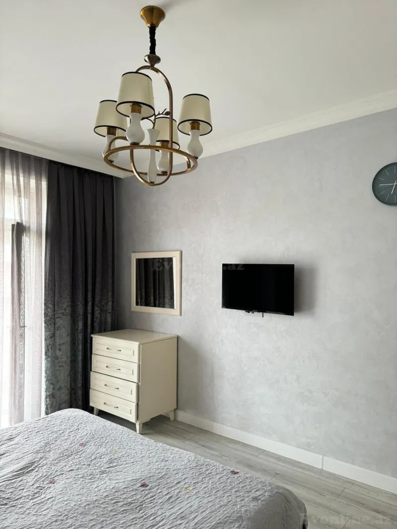 Kirayə verilir 2 otaqlı Mənzil Yeni tikili 100 m² 8 Noyabr m. - şəkil 2