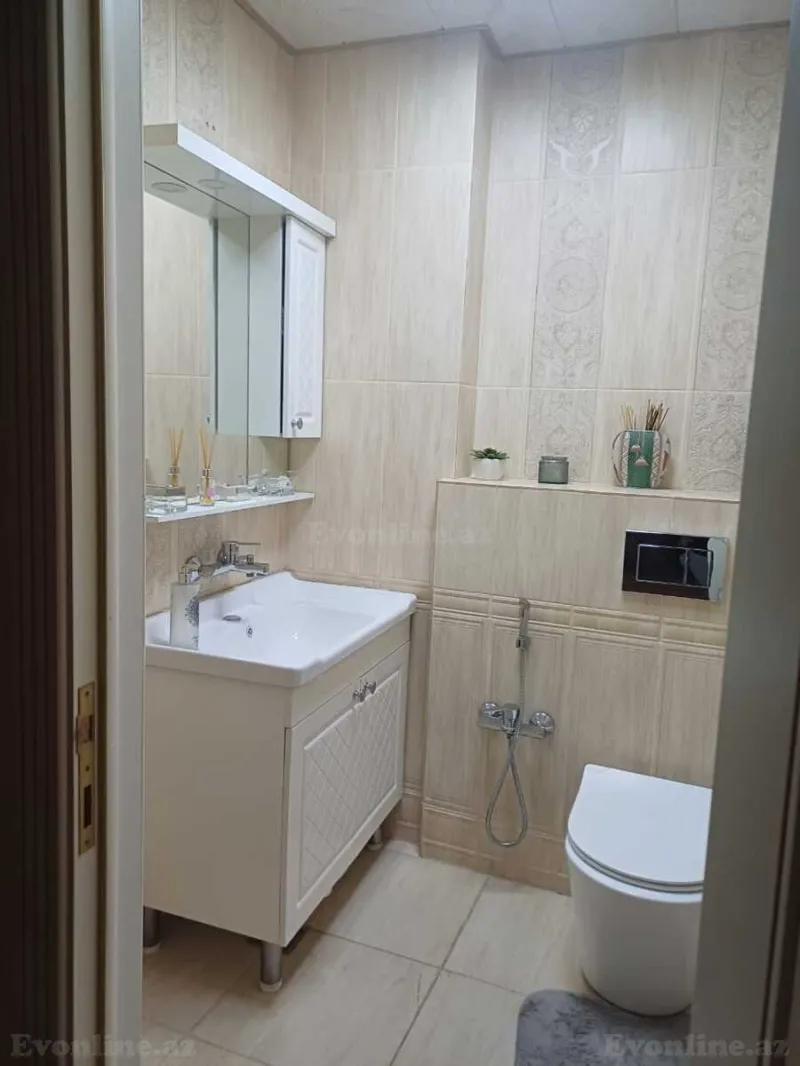 Kirayə verilir 2 otaqlı Mənzil Yeni tikili 130 m² 28 May m. - şəkil 15