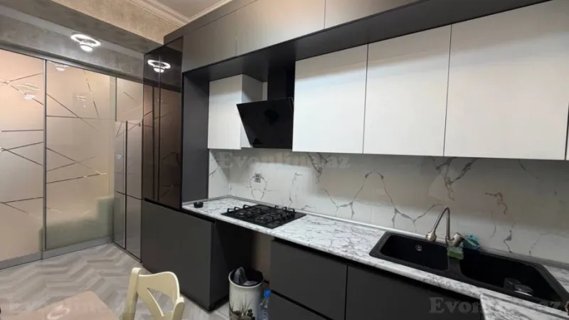 Satılır 3 otaqlı Mənzil Yeni tikili 100 m² 28 May m. - şəkil 4