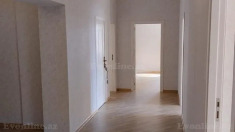 Satılır 4 otaqlı Mənzil Yeni tikili 133 m² Səbail r. - şəkil 10