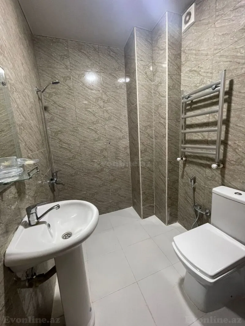 Kirayə verilir 2 otaqlı Mənzil Yeni tikili 60 m² Gənclik m. - şəkil 6
