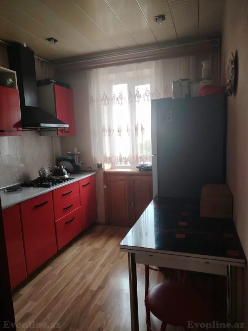 Satılır 4 otaqlı Mənzil Köhnə tikili 110 m² İçərişəhər m. - şəkil 12