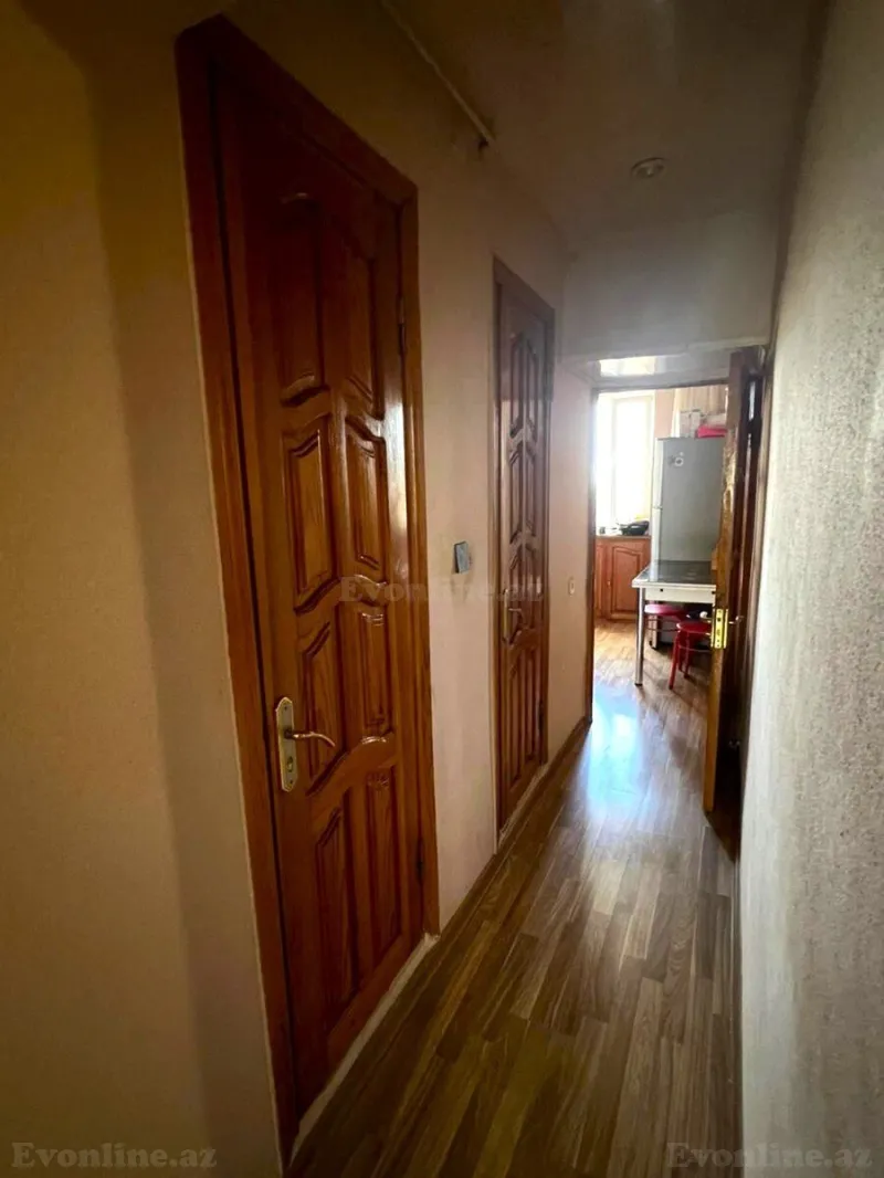 Satılır 4 otaqlı Mənzil Köhnə tikili 110 m² İçərişəhər m. - şəkil 13