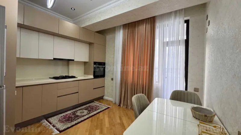 Satılır 4 otaqlı Mənzil Yeni tikili 110 m² Badamdar - şəkil 9