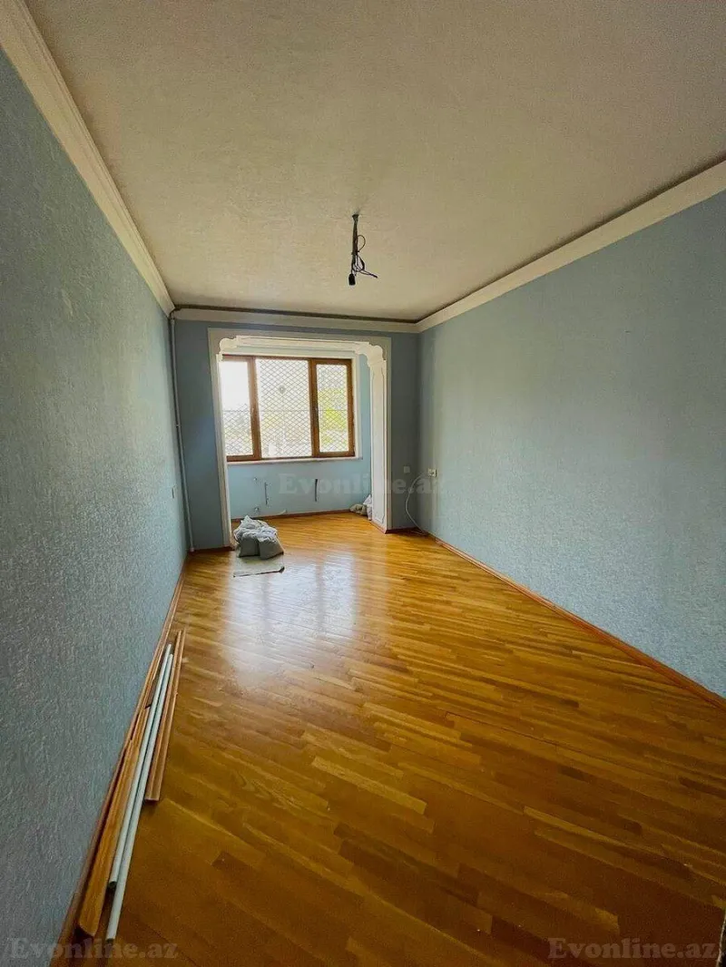 Satılır 3 otaqlı Mənzil Köhnə tikili 110 m² Yasamal r. - şəkil 4