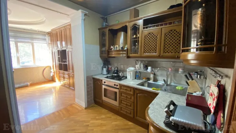 Kirayə verilir 3 otaqlı Mənzil Köhnə tikili 80 m² Yasamal r. - şəkil 5