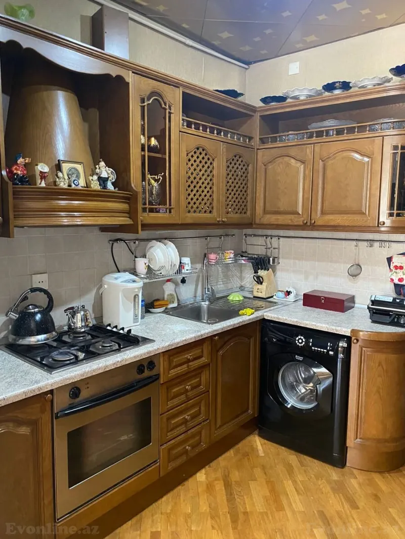 Kirayə verilir 3 otaqlı Mənzil Köhnə tikili 80 m² Yasamal r. - şəkil 13